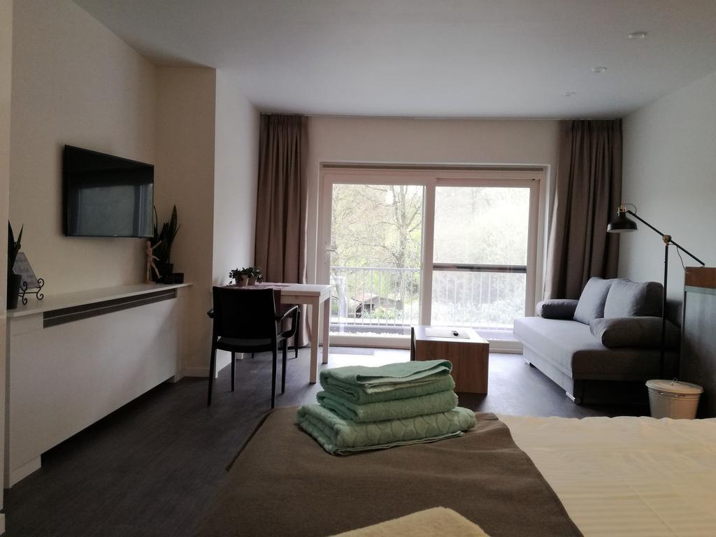 Vakantieverblijf Volmolen B&B Maaseik Luaran gambar